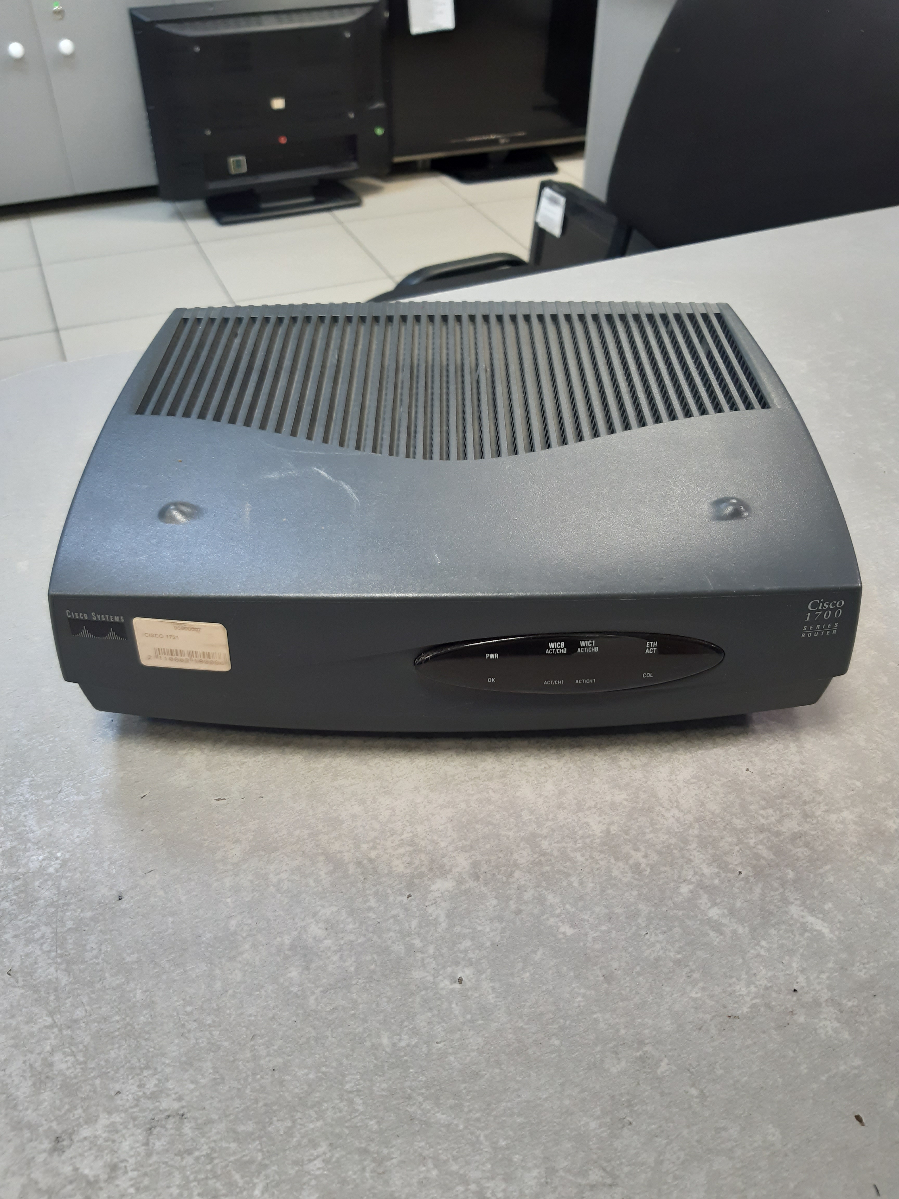 Маршрутизатор CISCO 1700 series