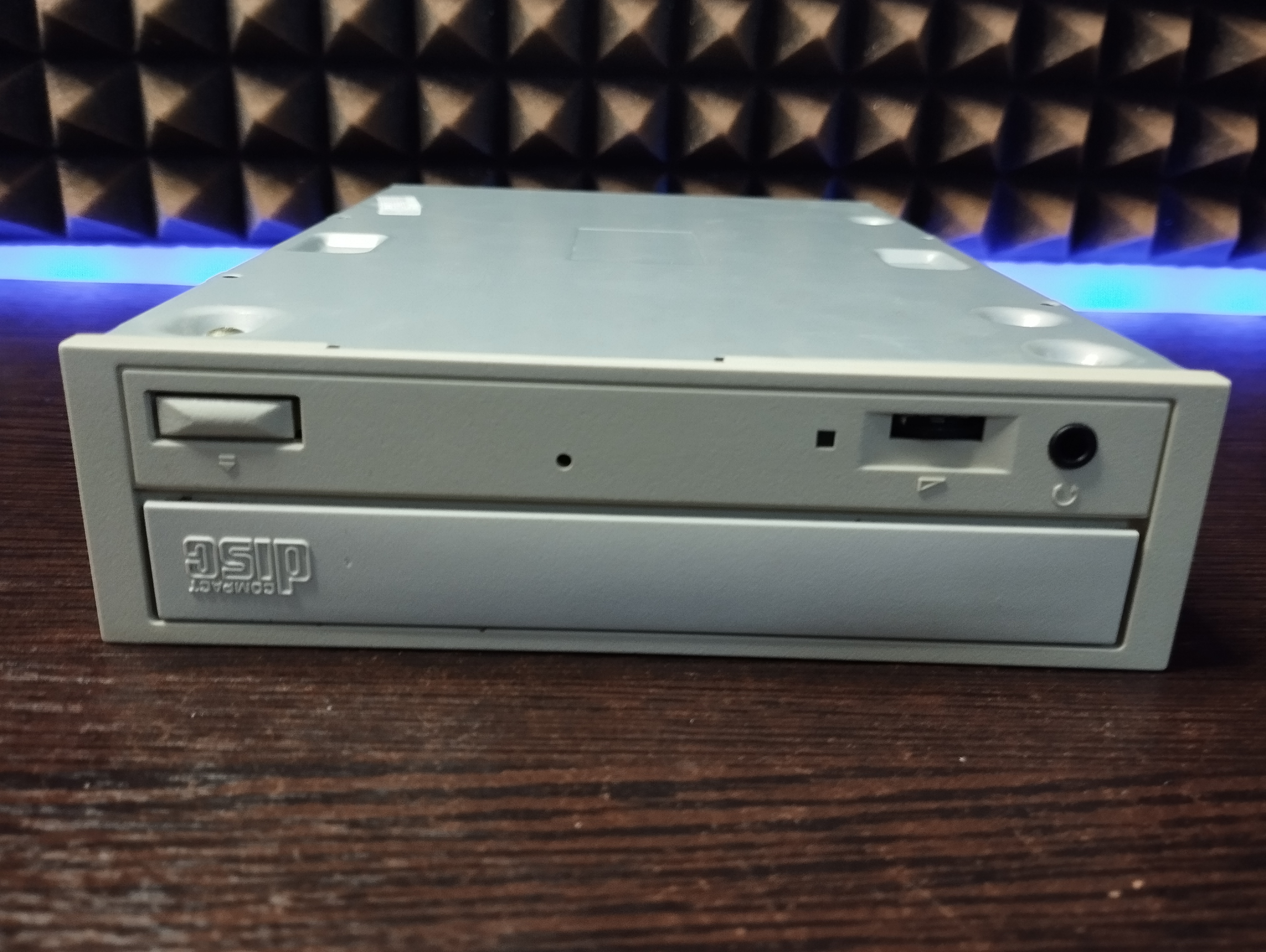 Привод CD-R NEC CDR-3001B