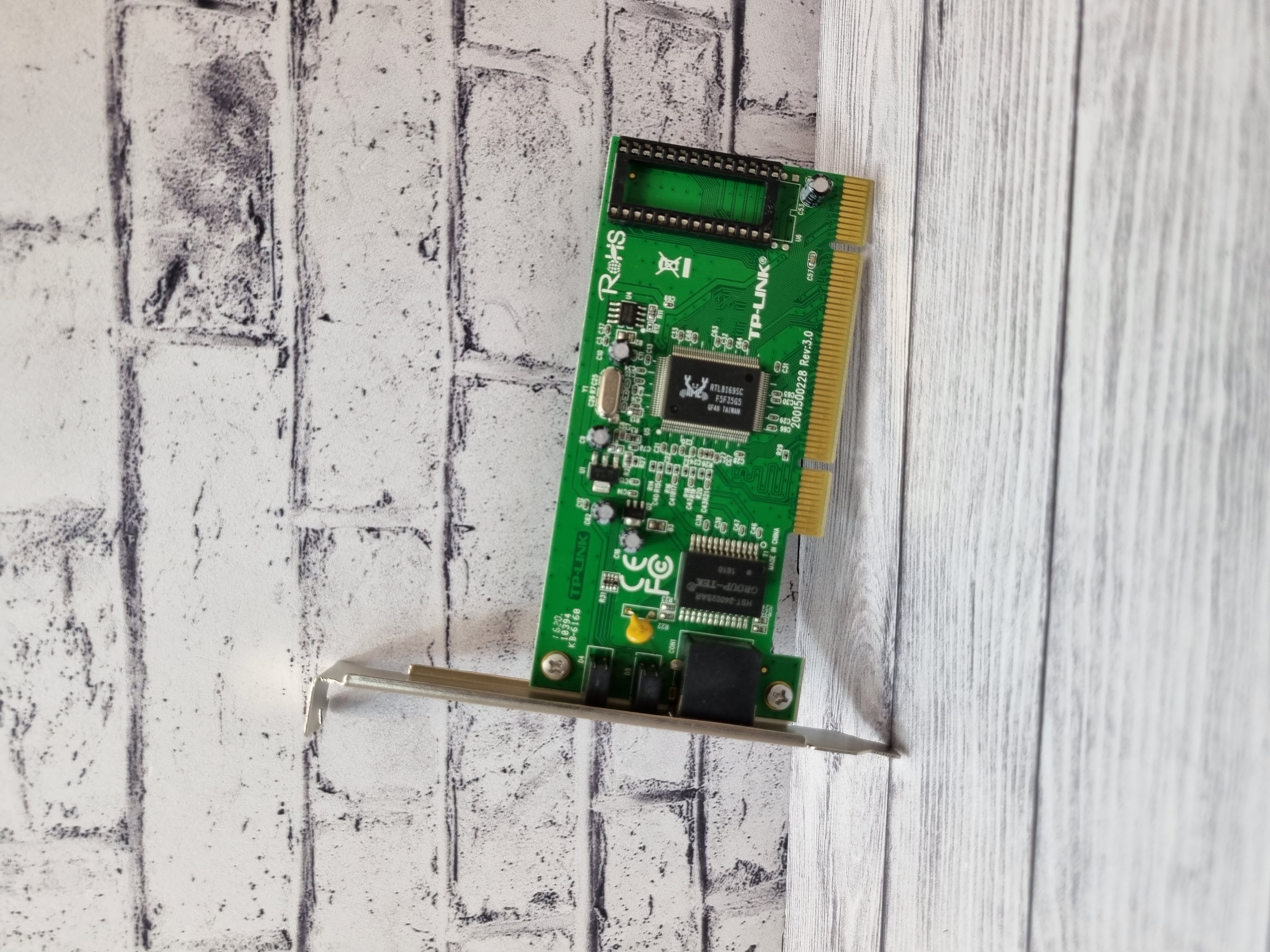 Сетевая карта PCI TP-LINK Gigabit Ethernet  Model : TG-3269
