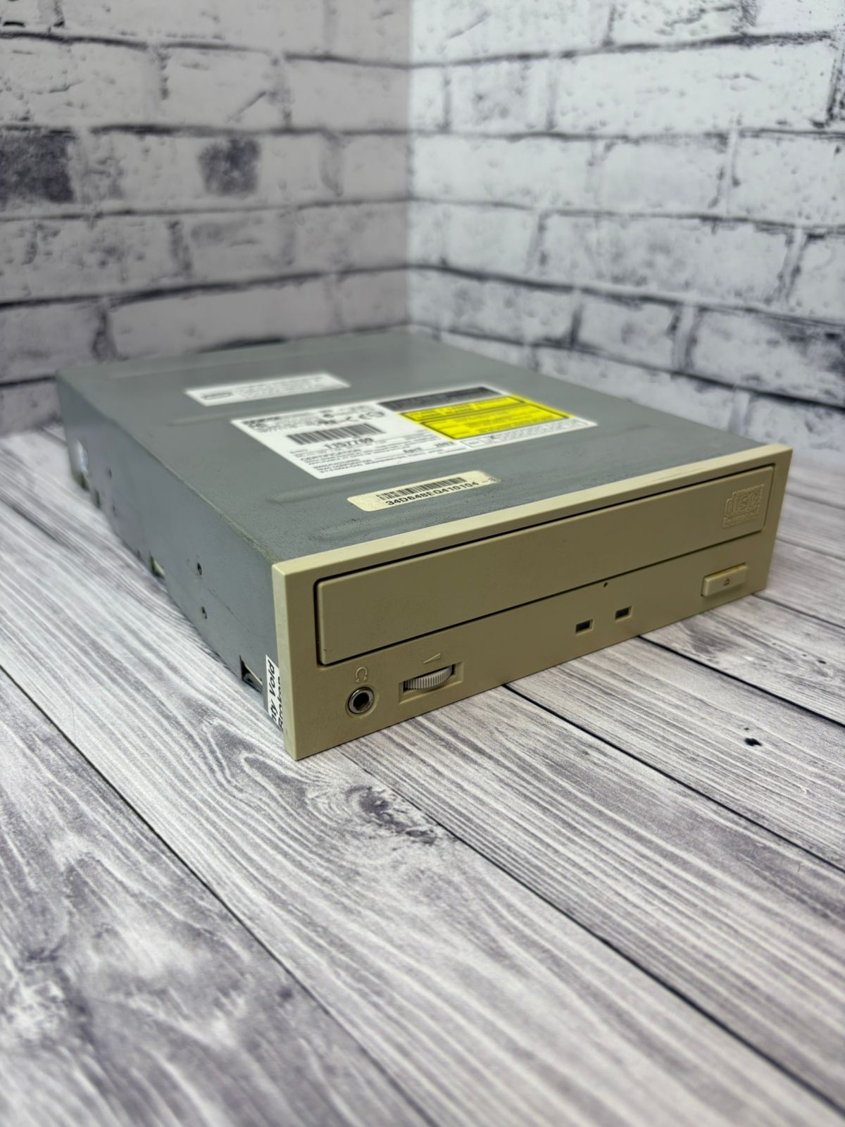 Дисковод IDE CD-ROM Compact Disc