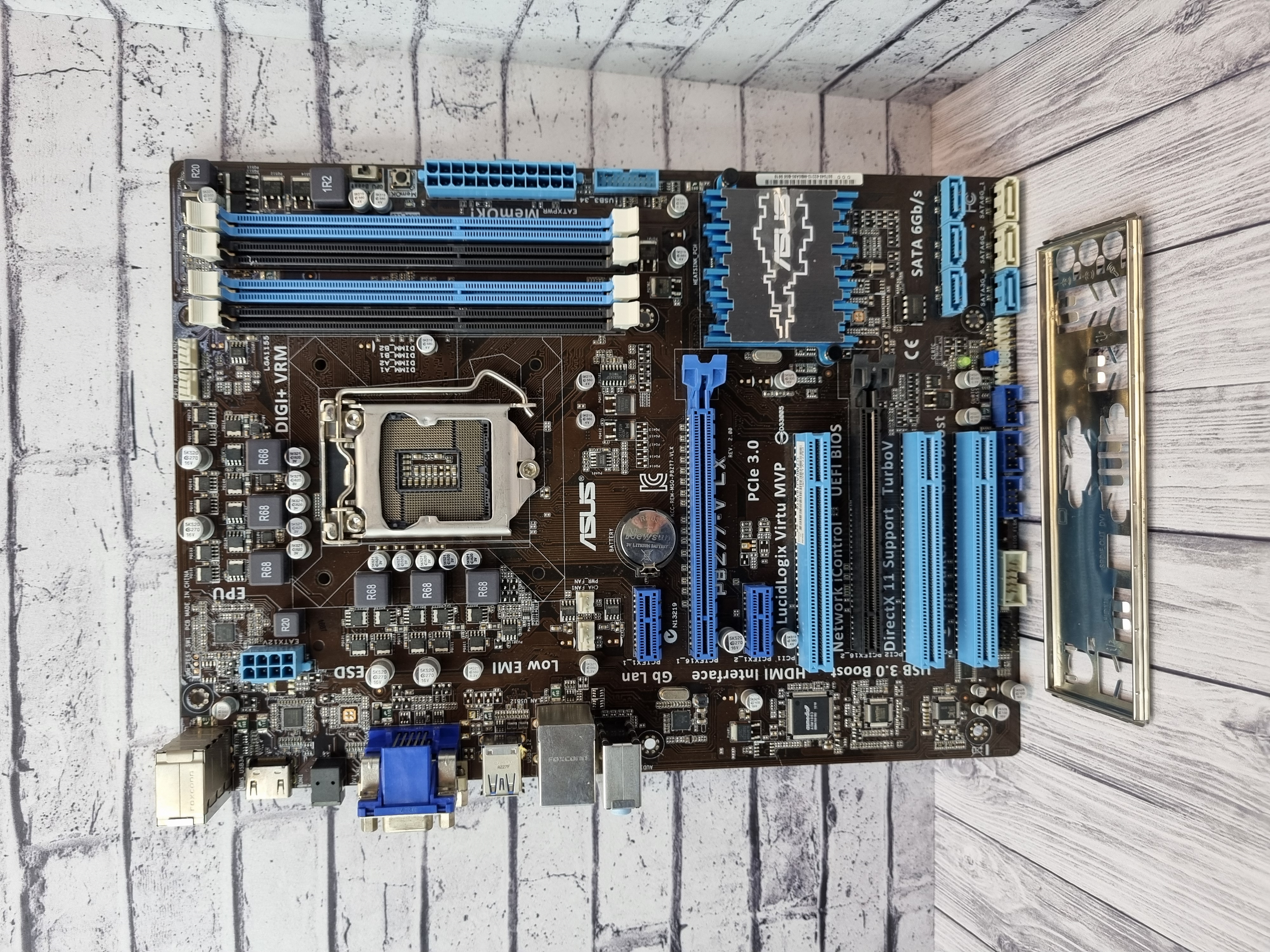 Материнская плата ATX S1155 ASUS P8Z77-V LX