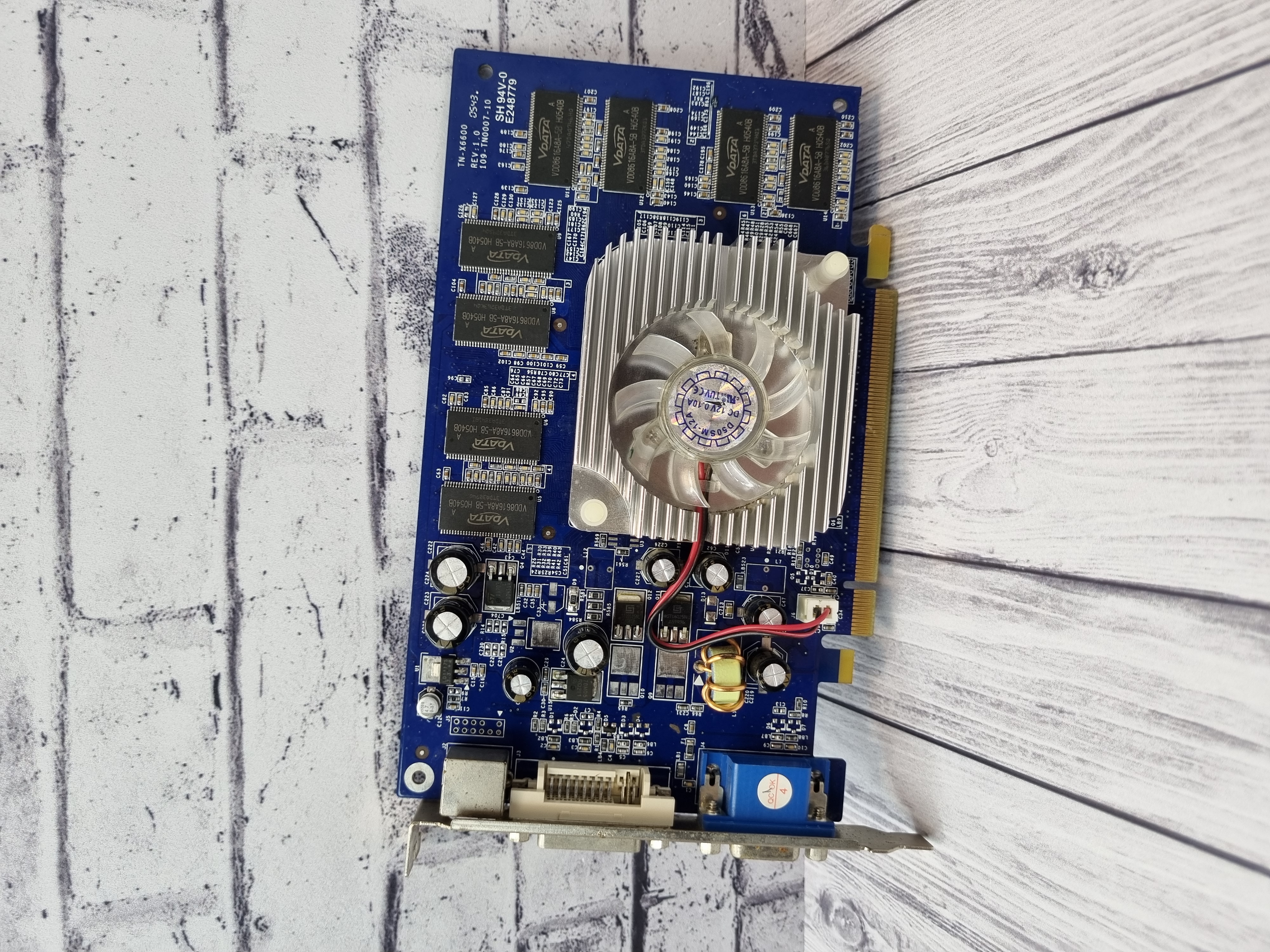 Видеокарта PCI-E Nvidia Geforce 6600 LE 128MB GDDR2 128bit Albatron