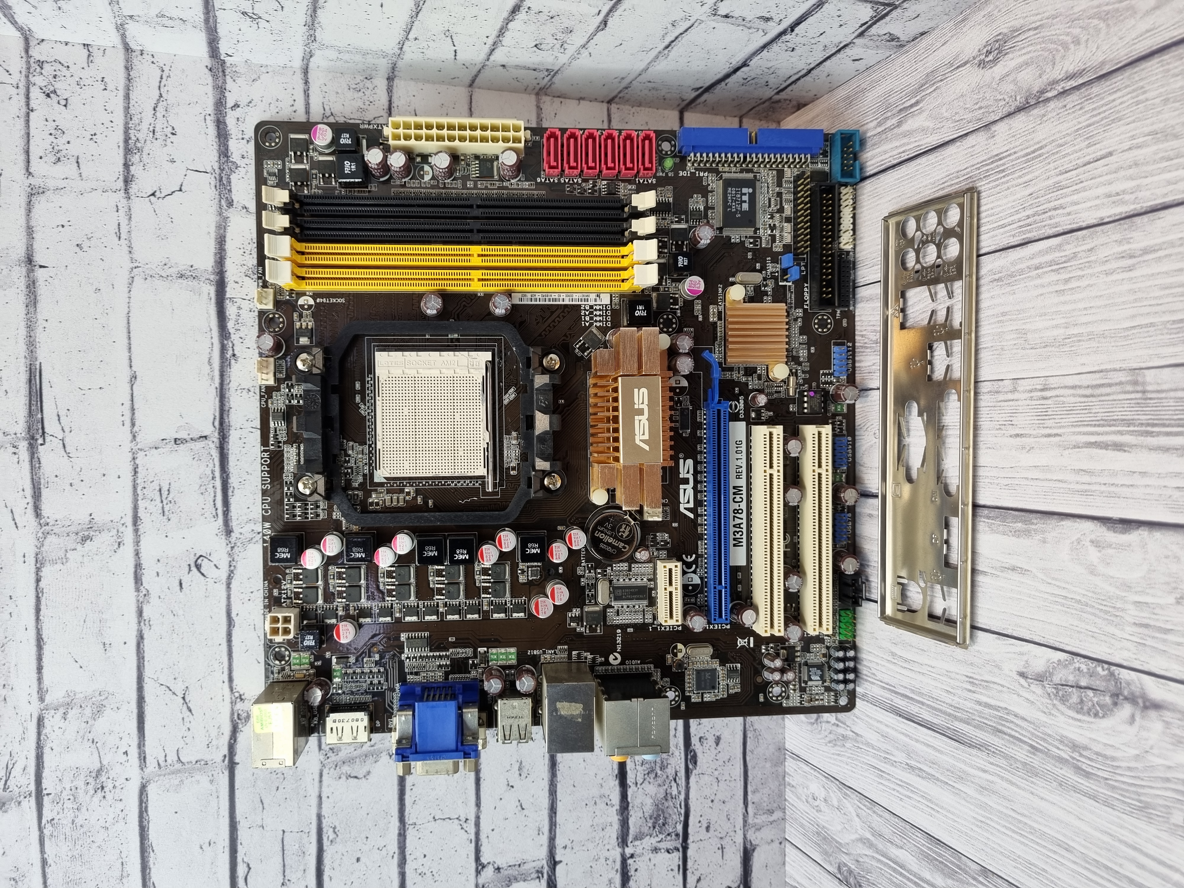 Материнская плата micro ATXSAM2+AM3  ASUS M3A78-CM REV.1.01G