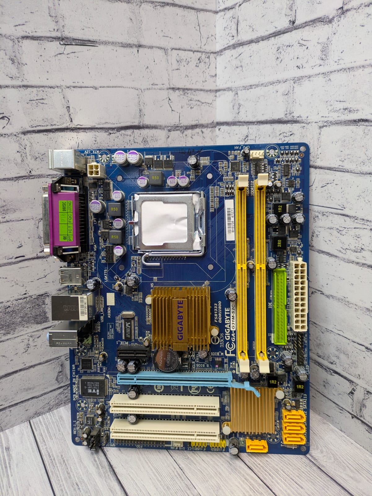Материнская плата microATX S775 GIGABYTE GA-G31M-S2C