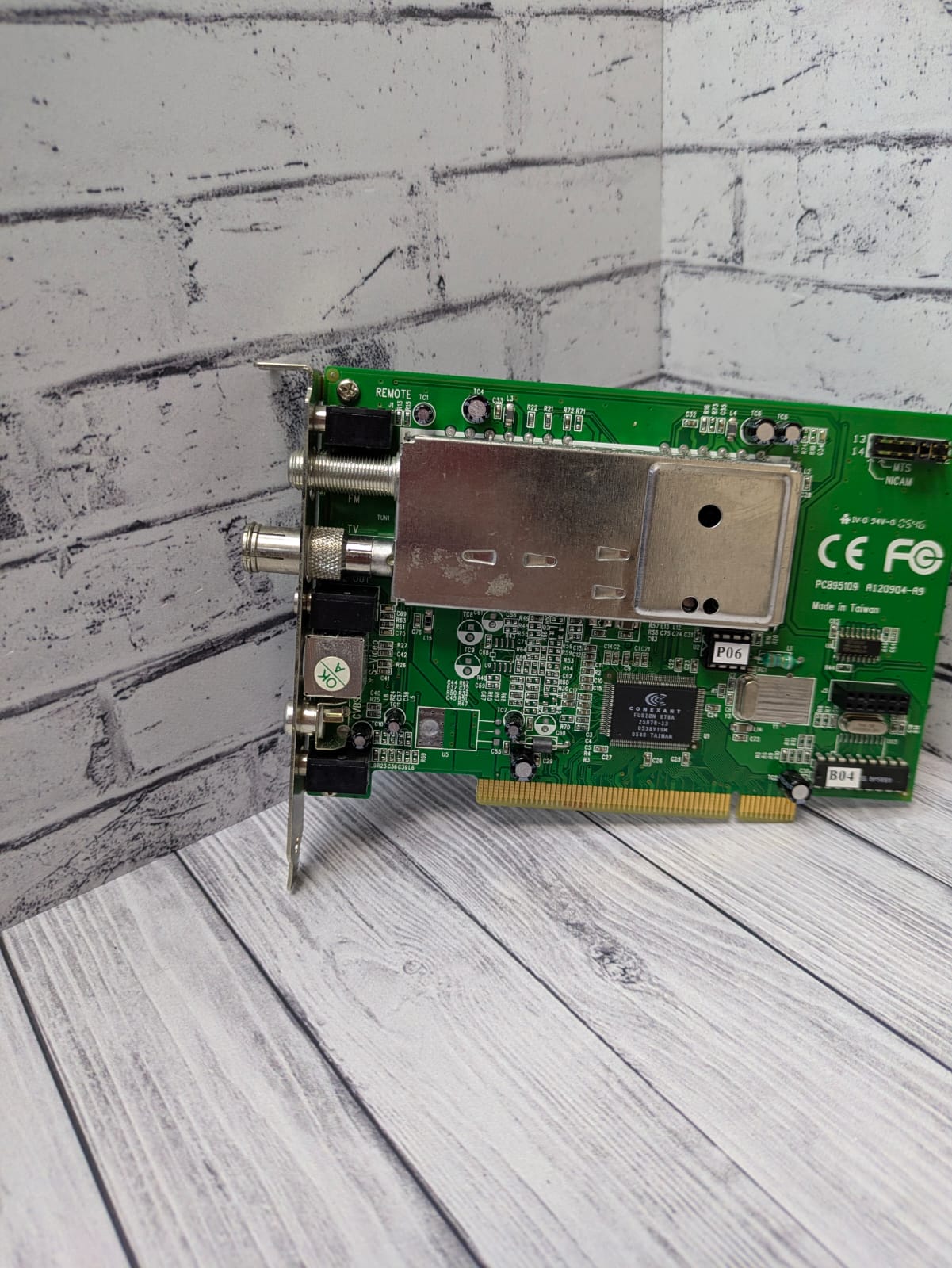 Контроллер PCI TV TUNER Acorp  Model 9Y878F V9.2