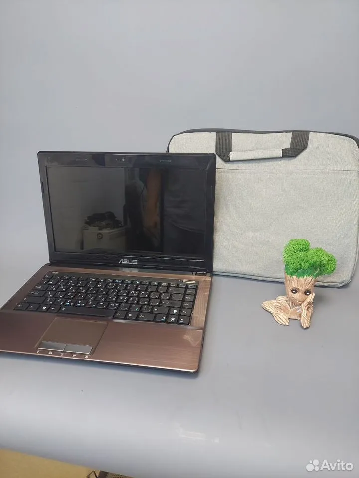 ноутбук Asus K43E i3/8GB DDR3/SSD240GB/